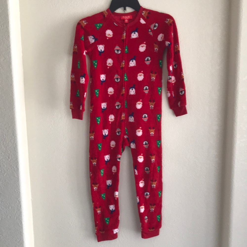Cozy  Christmas Red Kids One Piece Pajamas Size S (6/7)